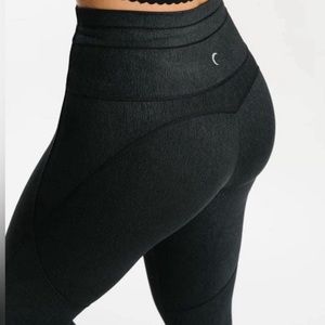 Zyia Black Shimmer Drawstring Leggings 6-8